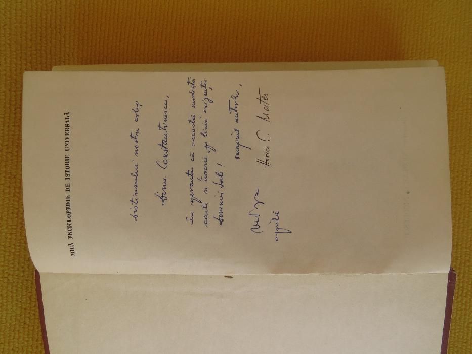 Mica enciclopedie de istorie universala - cu autograful autorului