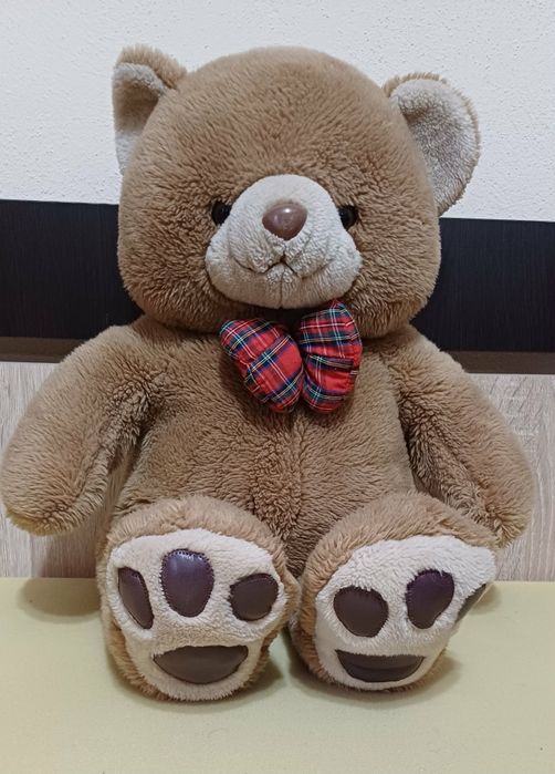 Plusuri mari si mici