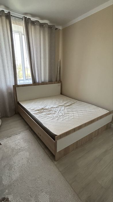 Срочно продам кровать(тахта)