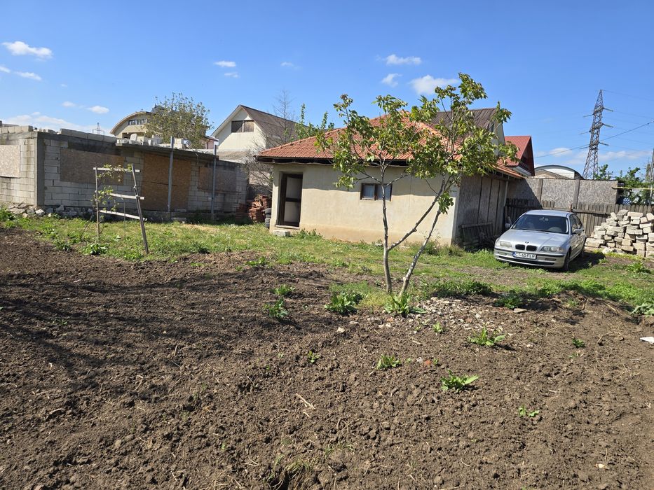 Teren Vinzare + Garaj si casa in constructie!!!