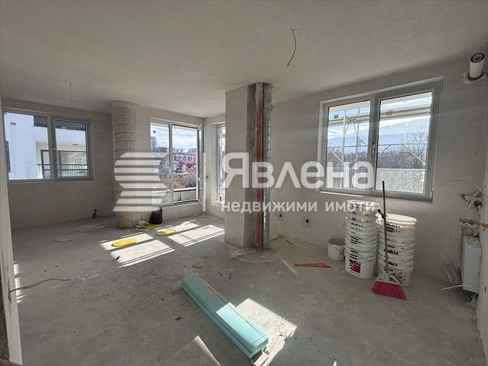 3-Стаен, 110кв.м.