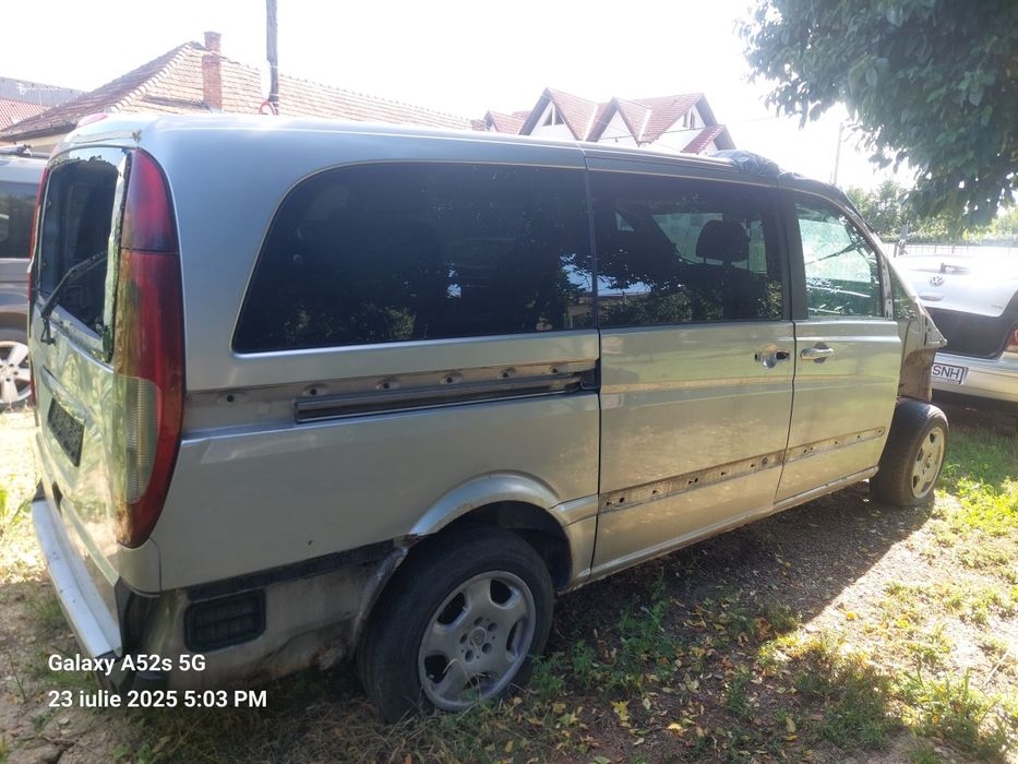 Vînd Mercedes Vito w639 pe piese