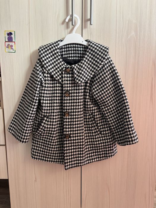 Продам одежду для девочки 3-4 года