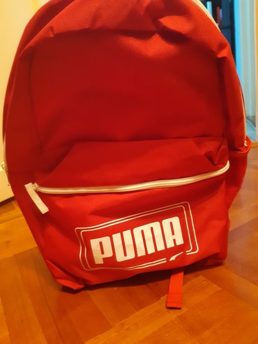 Vând rucsac Puma