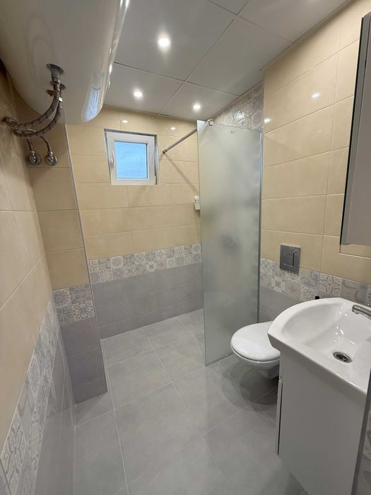 Дава се под наем Тристаен апартамент в Асеновград - 65 кв.м за 357 € - Снимка #13