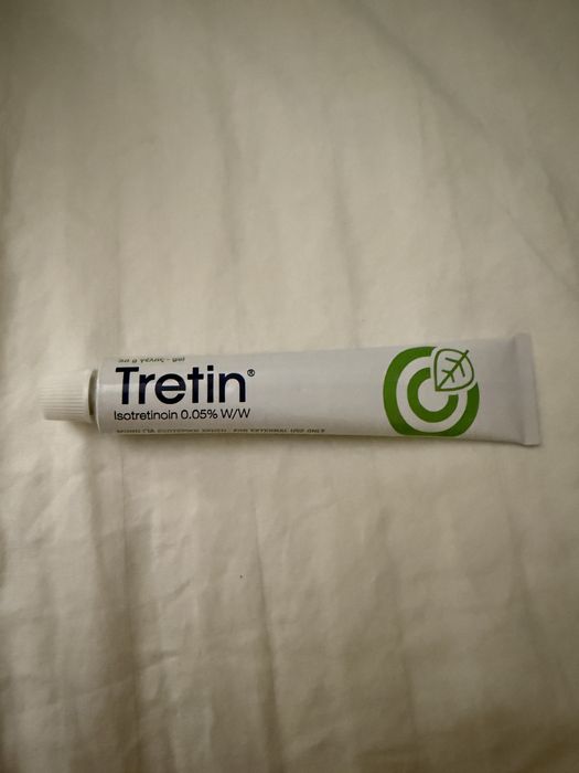 Gel de fata Tretin
