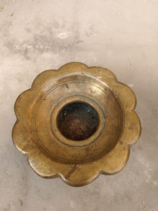 Антиквариат туфдон в отличном состоянии