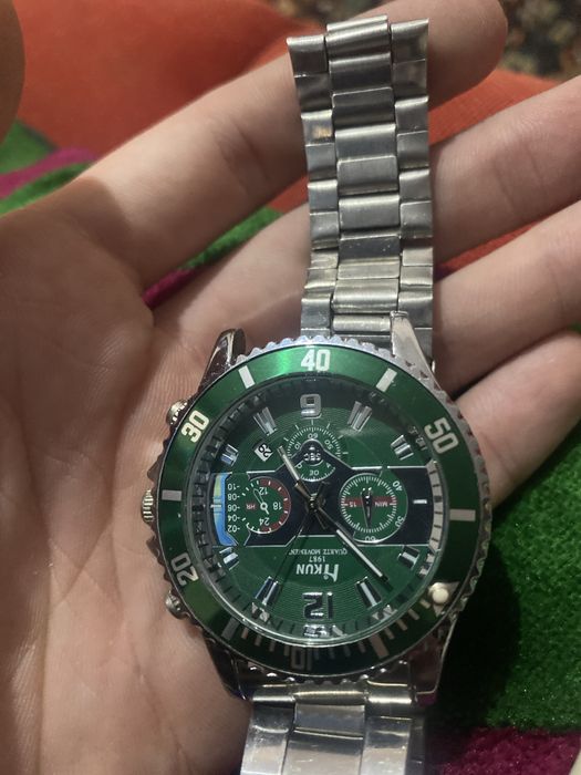 продается часы оригинал