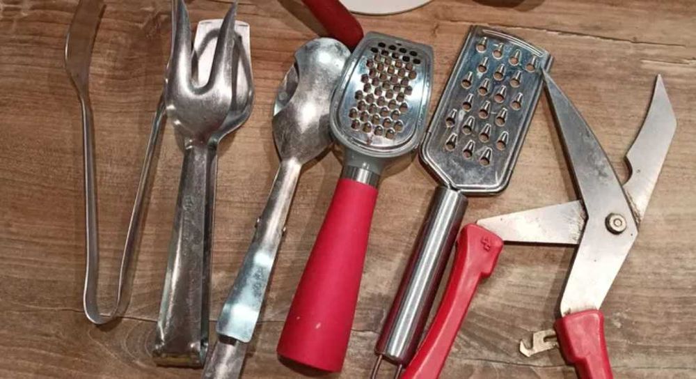 Продавам малки формички за тортички 15лв.