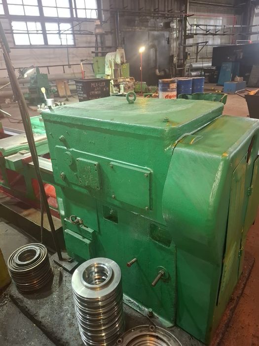 Продам токарный станок 1М63Ф101