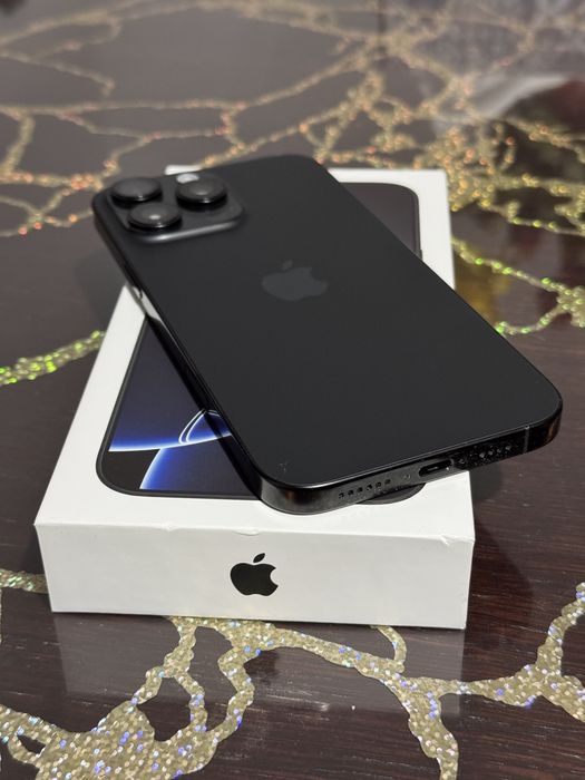 iPhone 16 Pro Max, 256 Gb ~ 5 G, Black Titanium ~ 100% baterie