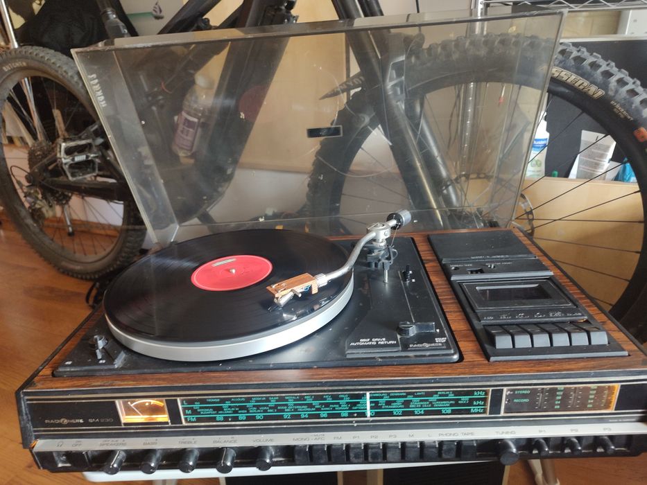 Combina/sistem audio Radionette Tandberg SM 230