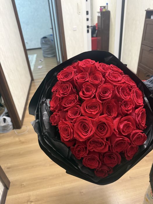 Продам свежий  букет из 31 розы