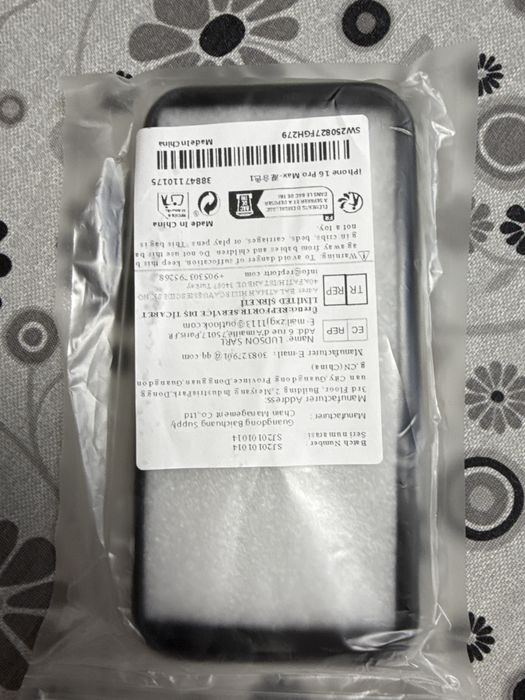 Чехол на Iphone 16 pro max