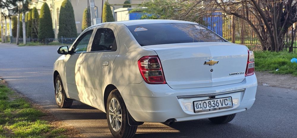 Cobalt srochno sotiladi. Rangi oq. 2024 yil noyabrda salondan olingan