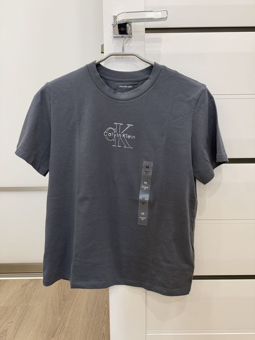Женская футболка Calvin Klein