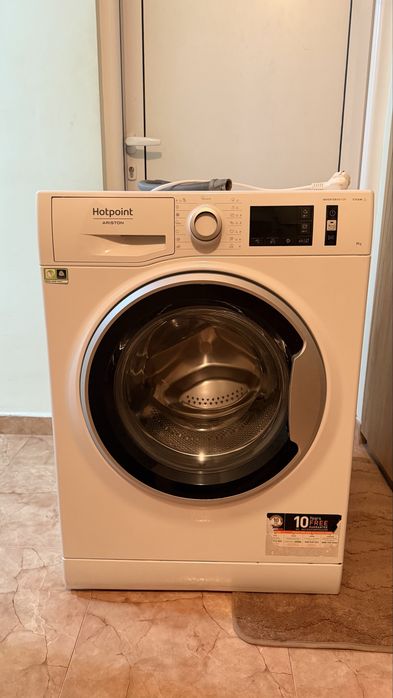 Пералня Hotpoint-ARISTON