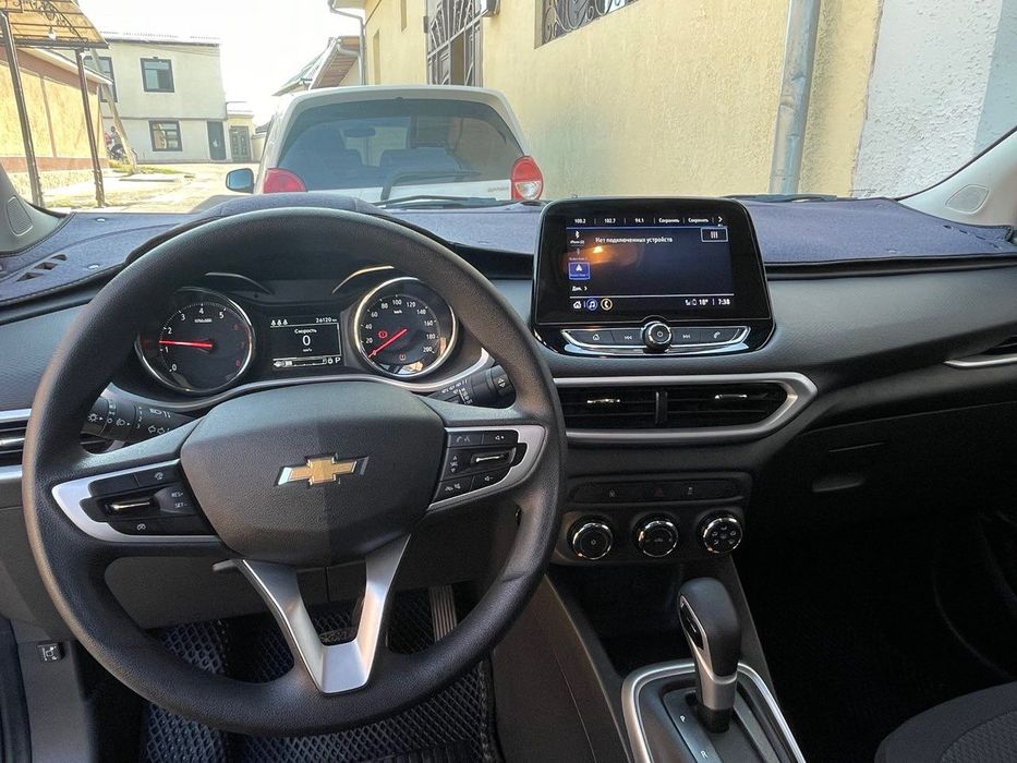 Tracker 2 Ls Plus yili 2025 mart oyida olingan  probek 26.000 km
