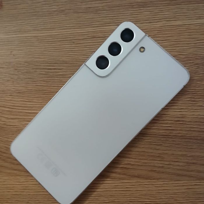 Продам самсунг с22