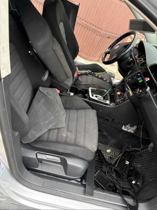 VW Passat B6 на части