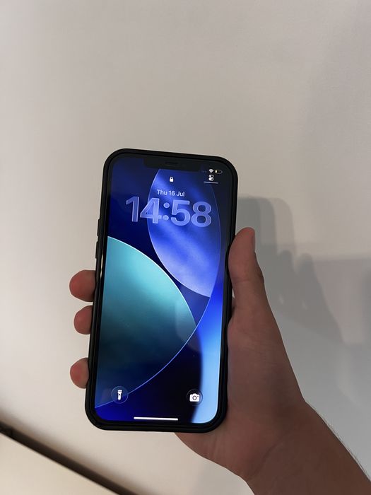 Iphone 12 PRO Max - 72% Baterie