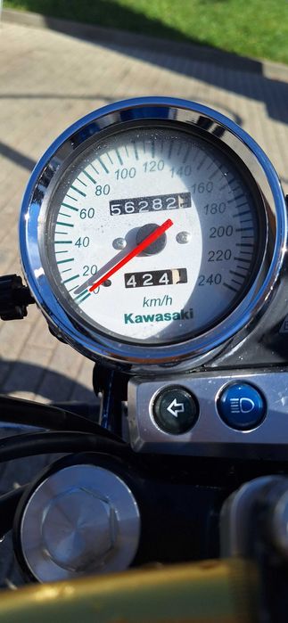 Kawasaki ZR-7 750 cm3