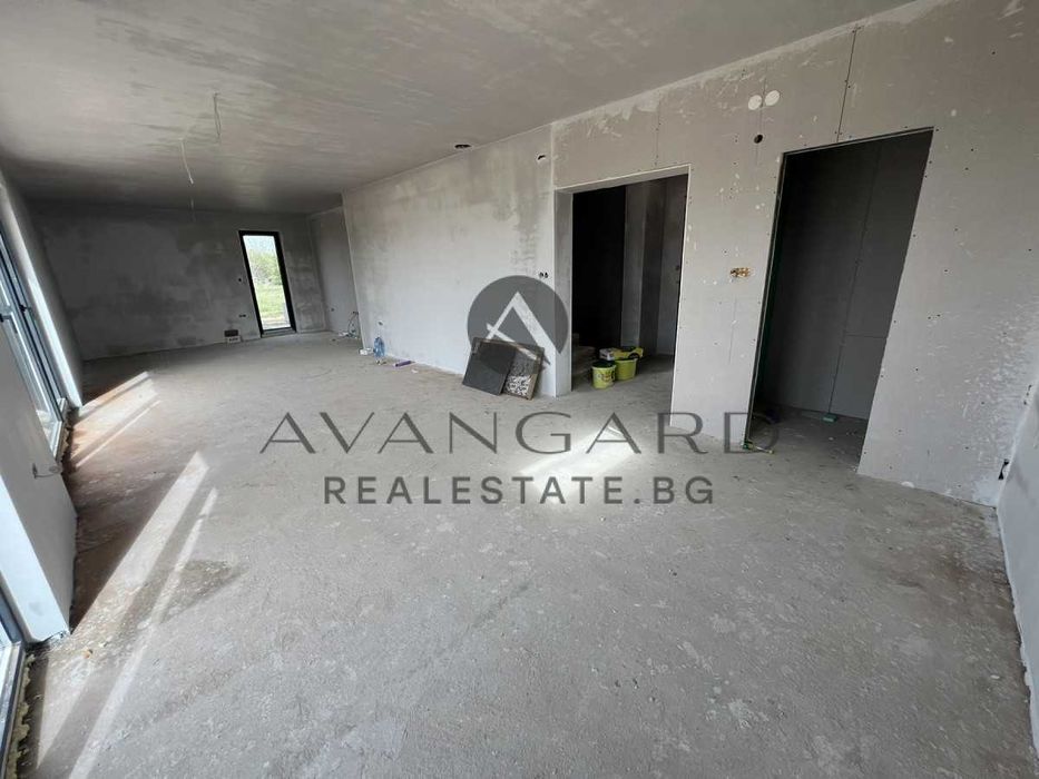 Продава се Къща в с. Оризари, Област Пловдив - 245 кв.м за 1123 €/кв.м - Снимка #3