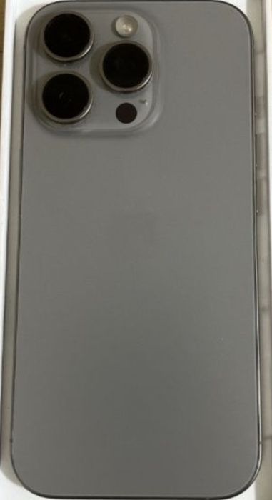 IPhone 15 pro 512 GB