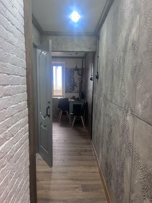 Арт лофт в центре Караганды с видеопроектором