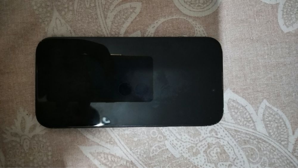 Продам или обменяю айфон 15