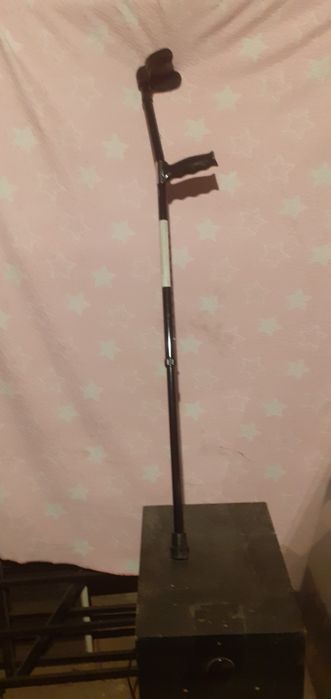 Костыль подлокотный