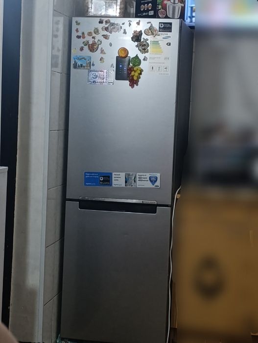 Продаётся холодильник Samsung
