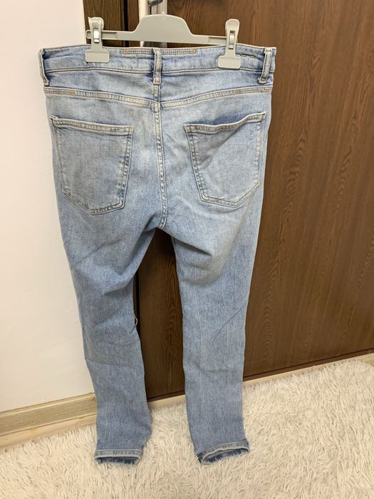 Blugi barbati Zara