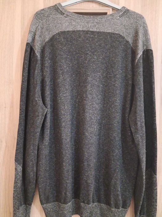 Pulovere barbati Guess,marimea L