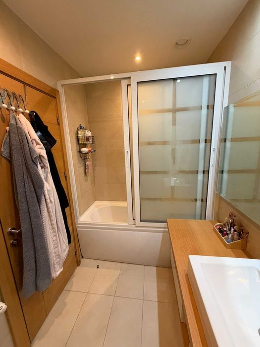 Inchiriez apartament 3 camere Incity Vitan