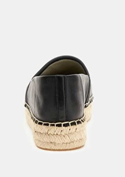 Продавам чисто нови Еспадрили GUESS