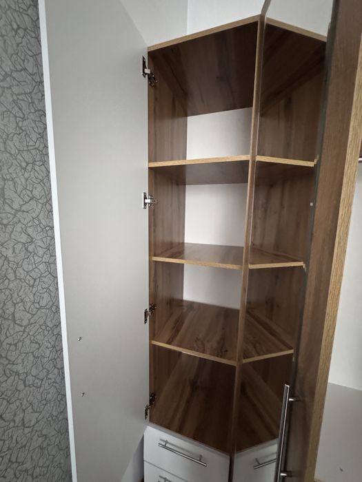 Продам шкаф в идеальном состоянии