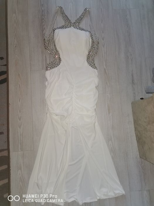 Уникална рокля сватбена /бална