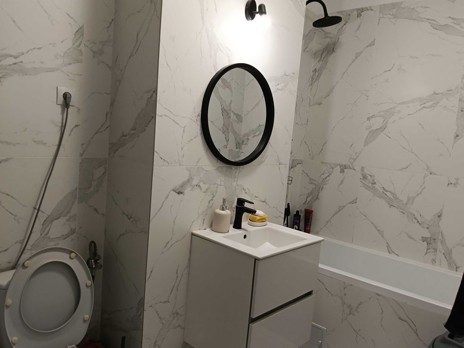 inchiriez apartamet 3 camere cluj