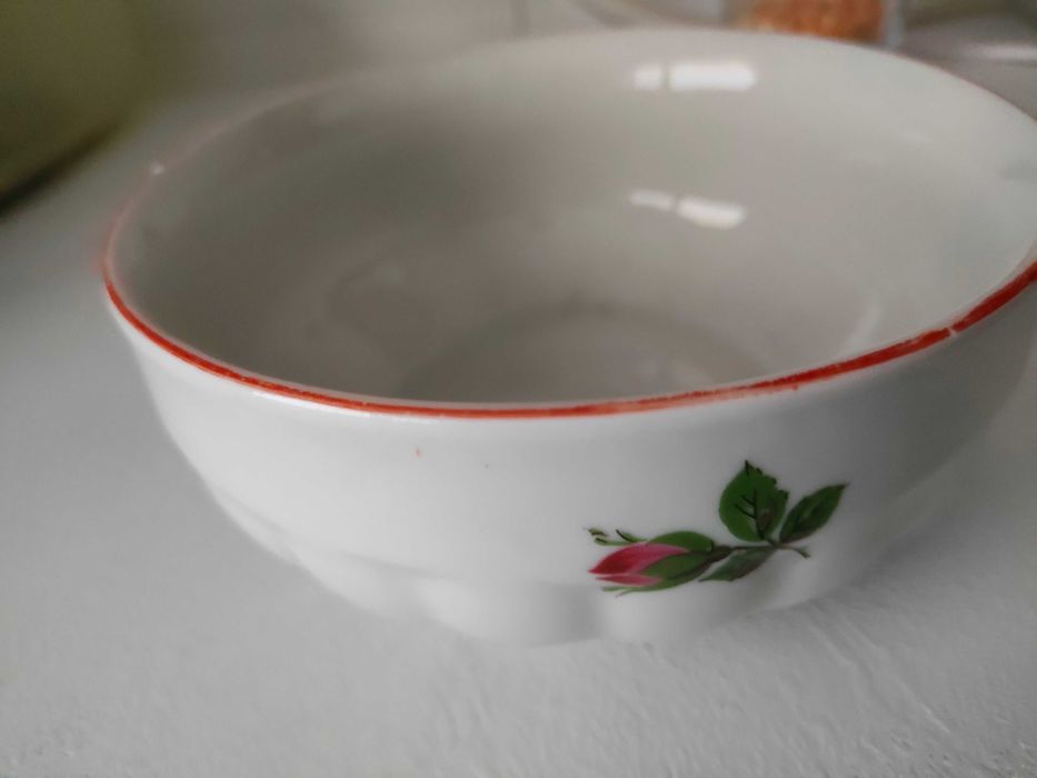 Порцеланови купички