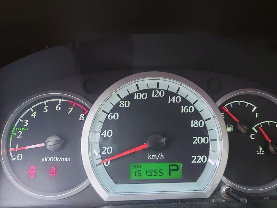 Ласетти 1,6. Цвет белый.