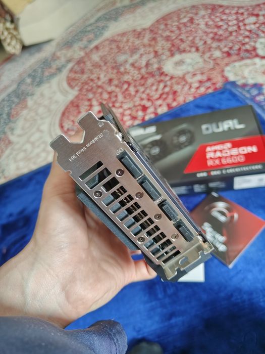 Видеокарта от AMD  RX6600 8Gb