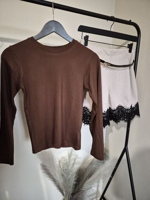 Къси панталонки с дантела LBD