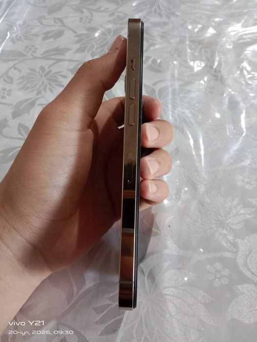 iPhone 12 pro max gold sotiladi