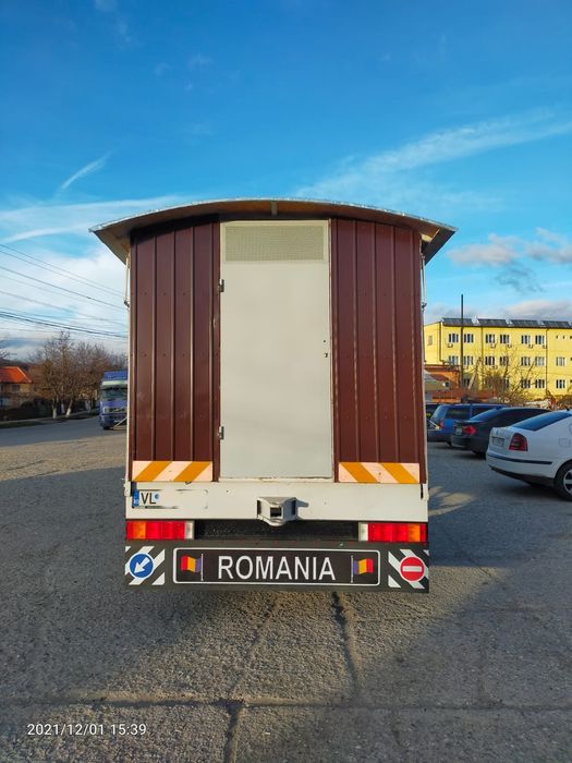 Remorca apicola cutii stupi