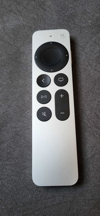 Apple A2540 Telecomanda Apple Siri control silver fuctionala originala  o telecomandă Siri Remote