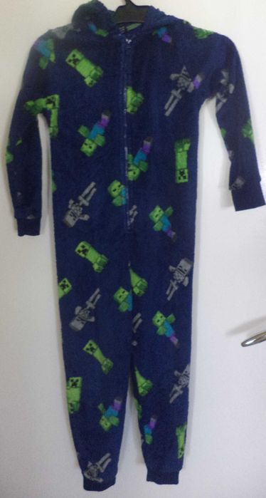 поларени пижамки за 7-8 години