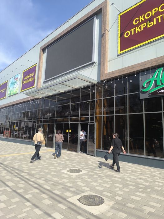 Сдам в аренду место в крытом павильоне