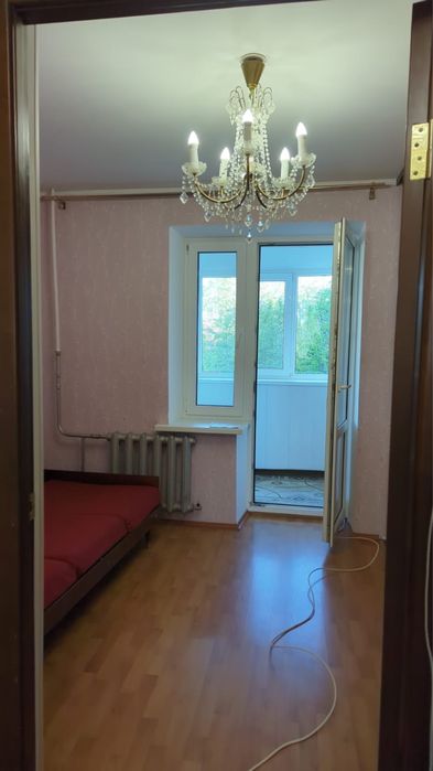 Сдам 4-х ком квартиру