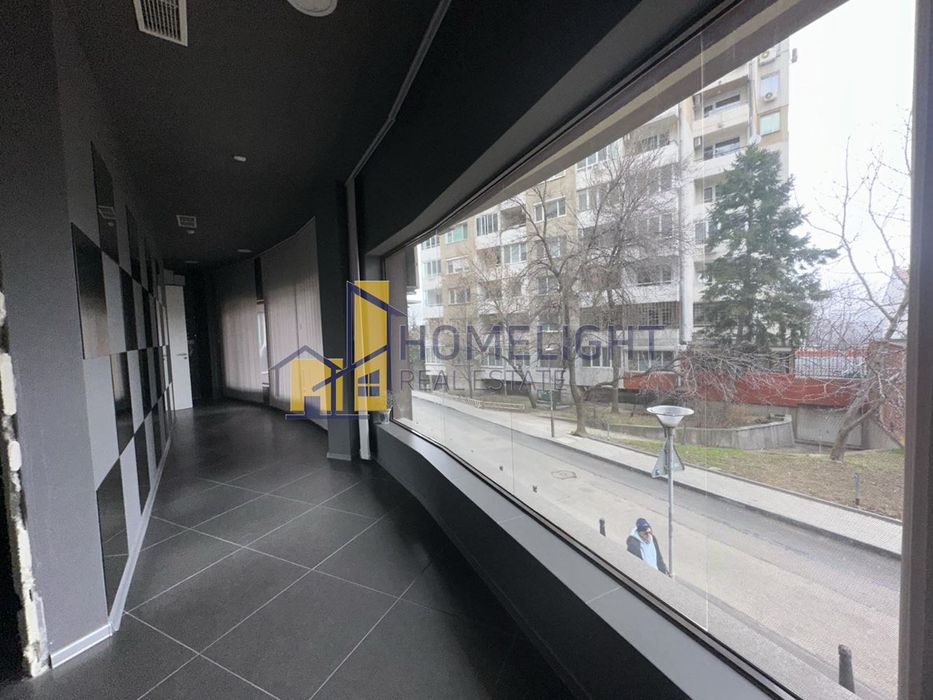 Дава се под наем Офис в София, Лозенец - 180 кв.м за 1800 € - Снимка #3